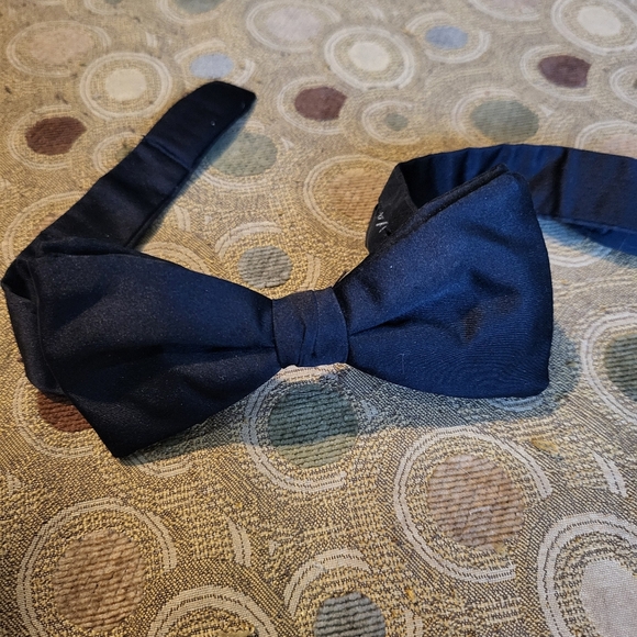 Vintage Silk Christian Dior Homme Black Bow Tie - Picture 2 of 4